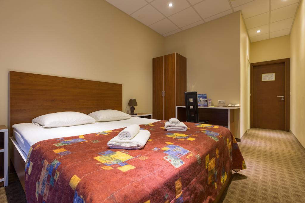 Riga Unimars Hotel Kültér fotó